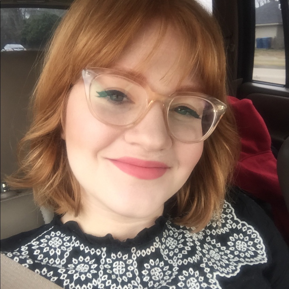 Meet your Posher, Leah